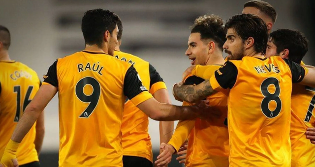 TenZ ： ＂在 Valorant 中，职业选手的薪水根本无法与 CS 玩家所赚的相比＂